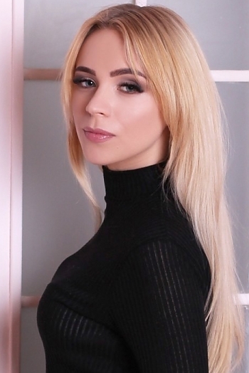 Katerina, 29 years old from Ukraine, Kamianske