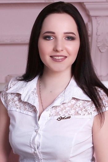 Anna, 24 years old from Ukraine, Dnipro