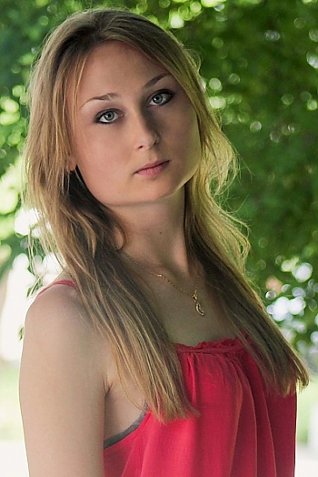 Inna, 27 years old from Ukraine, Nikolaev