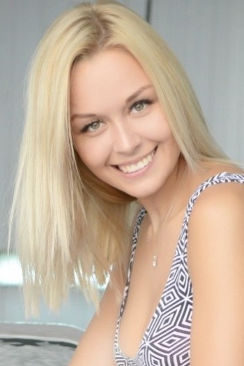 Alexandra, 32 years old from Ukraine, Kiev