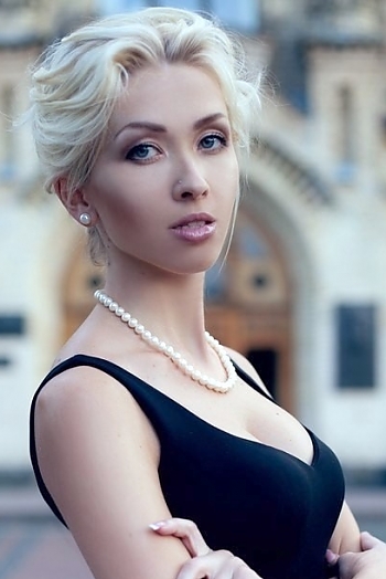 Elena, 35 years old from Ukraine, Kiev