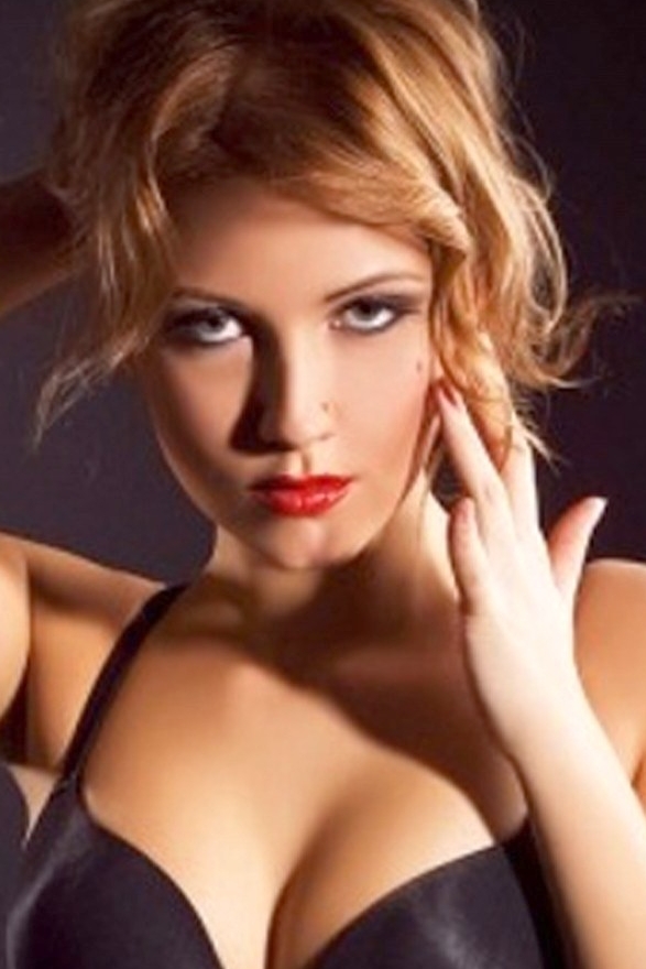 Anna, 35 years old from Ukraine, Kharkov