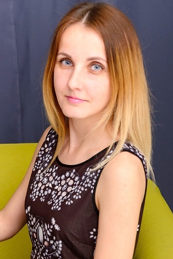 Yana, 34 years old from Ukraine, Kharkov