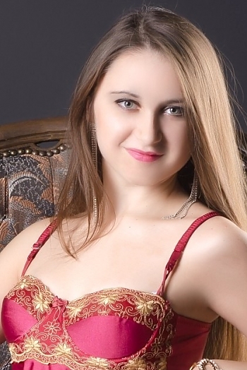 Ulyana, 27 years old from Ukraine, Nikolaev