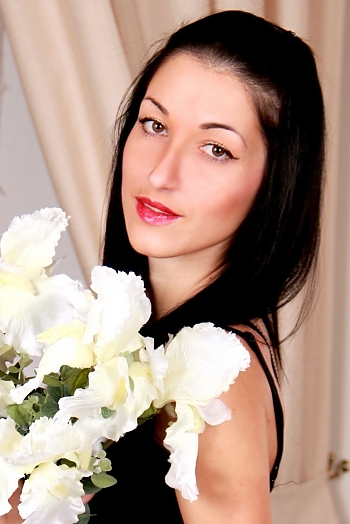 Aynura, 38 years old from Ukraine, Dnipro