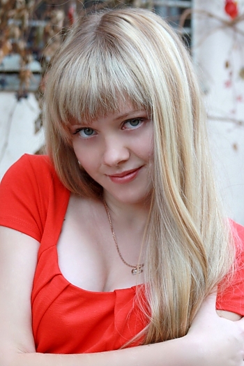 Olga, 32 years old from Ukraine, Nikolaev