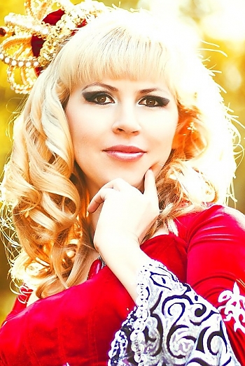 Viktoria, 39 years old from Ukraine, Sevastopol