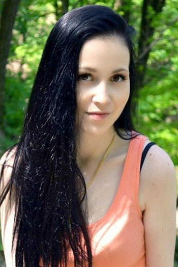 Karina, 27 years old from Ukraine, Cherkassy