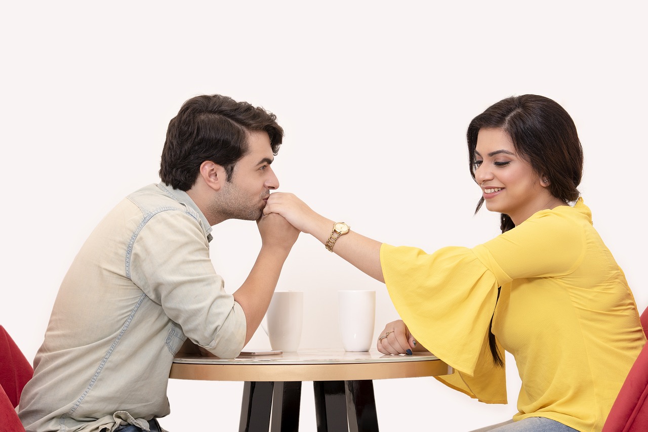 How to Make a Lasting Impression on a First Date
